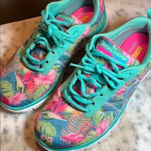 Sketchers -Multicolor - 7.5